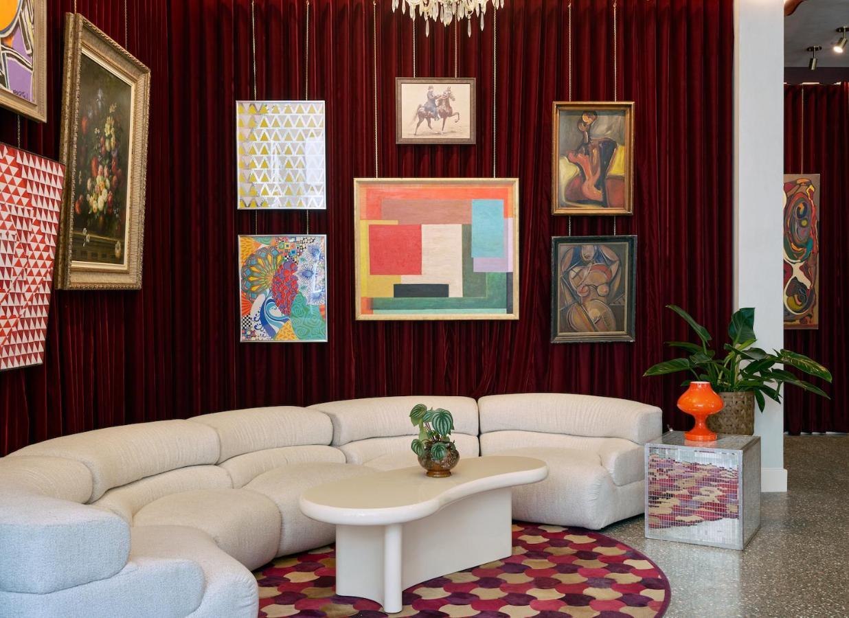 Hotel Genevieve Louisville Kültér fotó