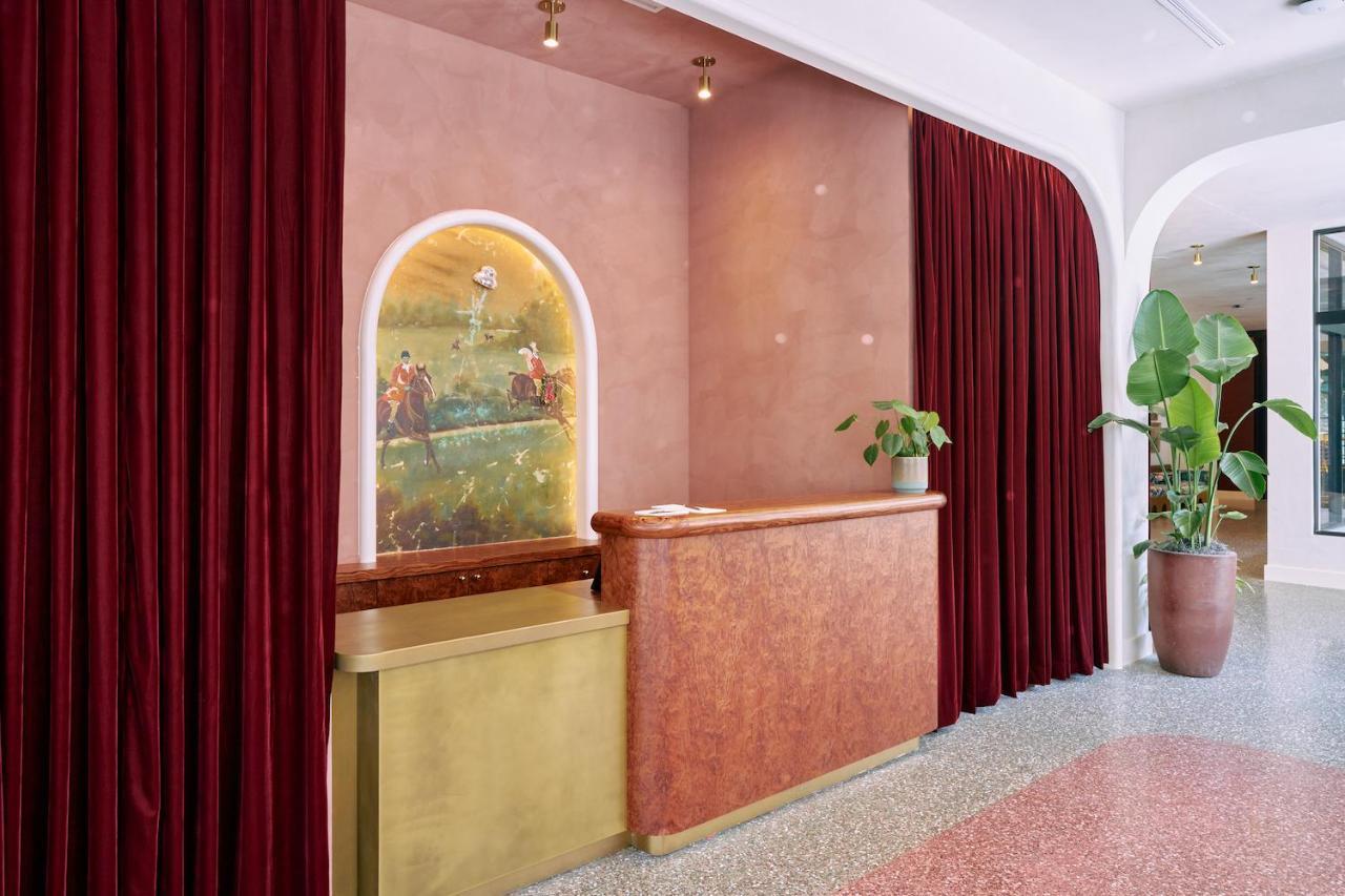 Hotel Genevieve Louisville Kültér fotó