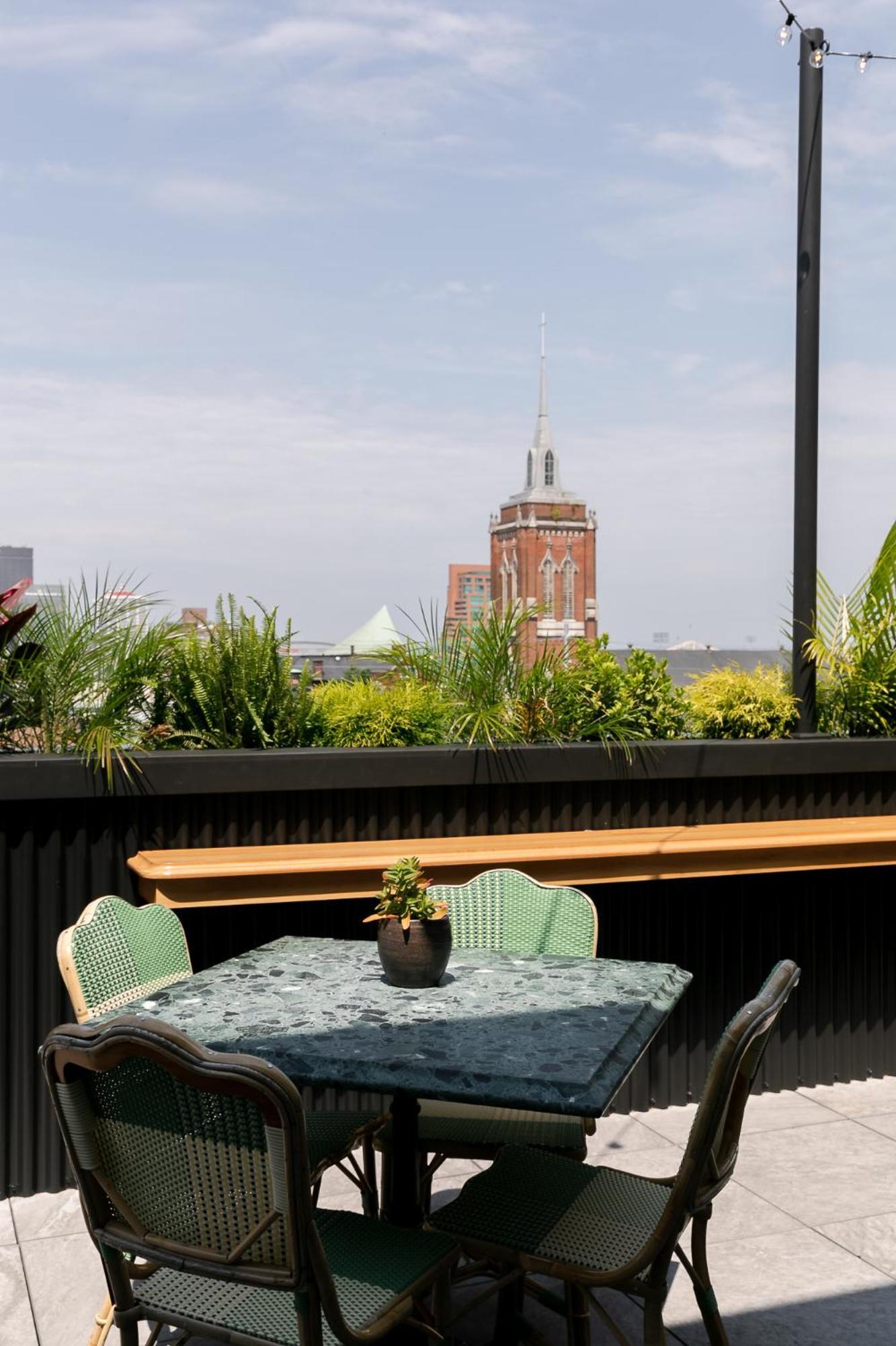 Hotel Genevieve Louisville Kültér fotó