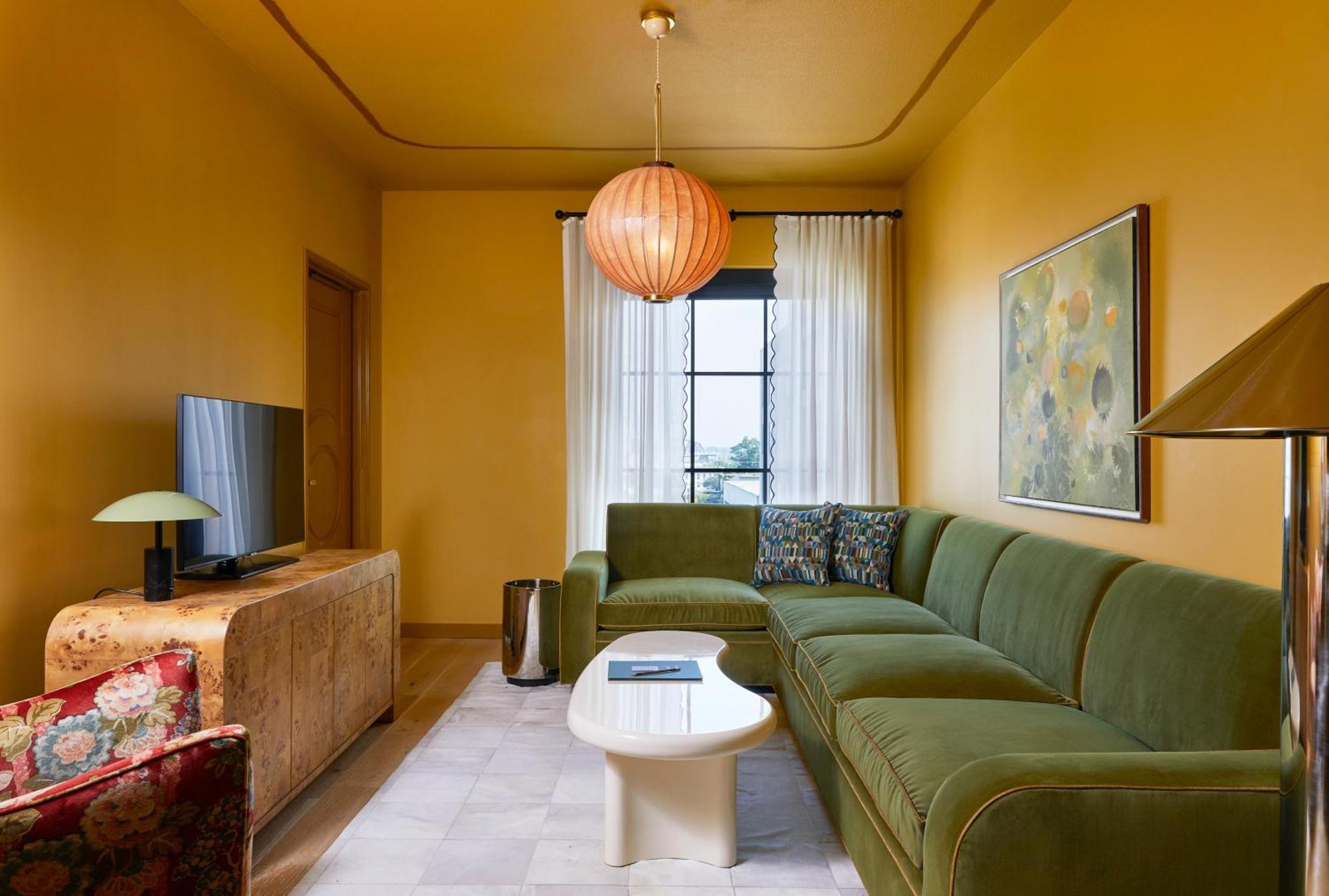 Hotel Genevieve Louisville Kültér fotó